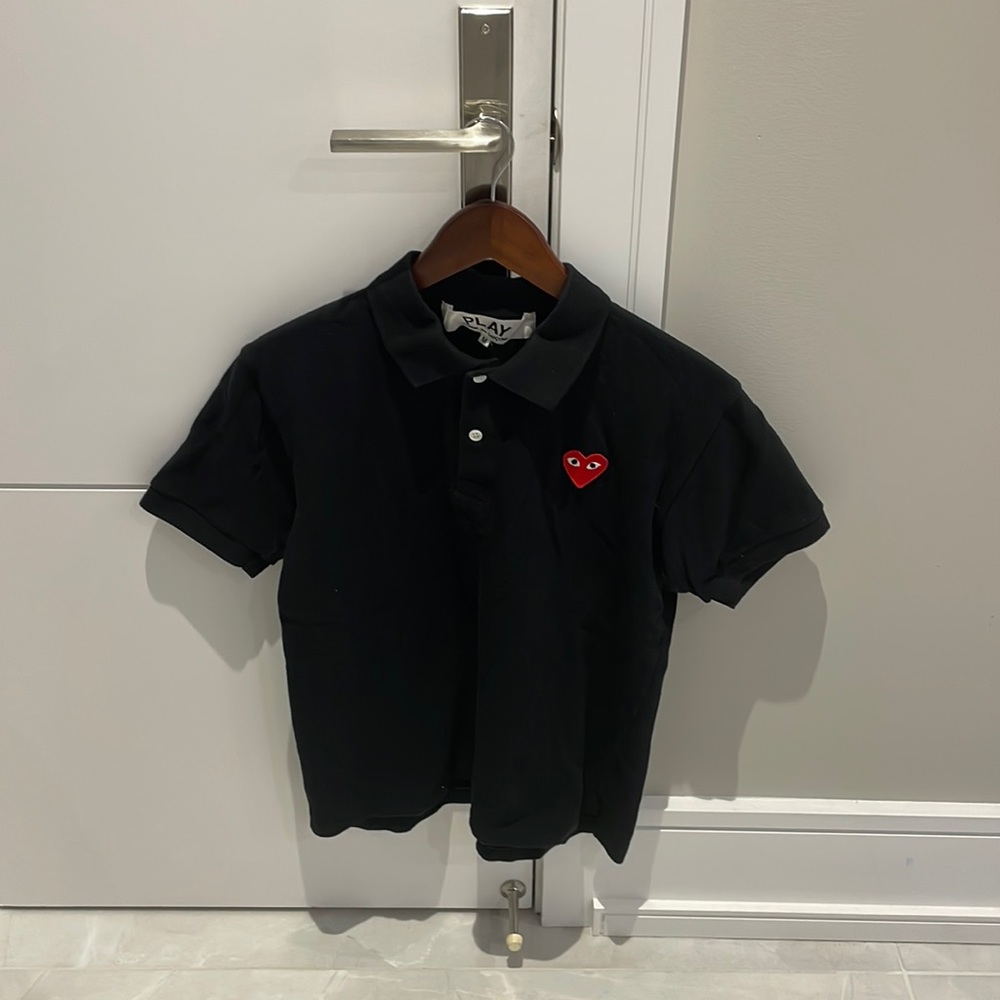 Come des GARÇONS men’s medium collar shirt.